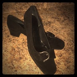 Vintage Salvatore Ferragamo Black Suede Heels 7.5